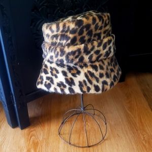 Vintage 1960s Faux Fur Leopard Bucket Hat Excellent Condition